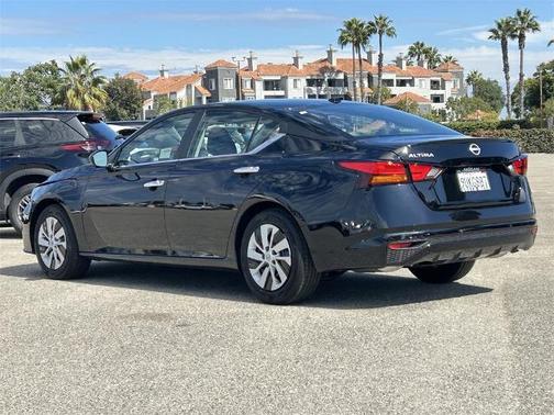 2025 Nissan Altima S