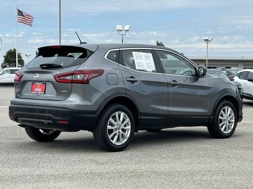 2021 Nissan Rogue Sport S
