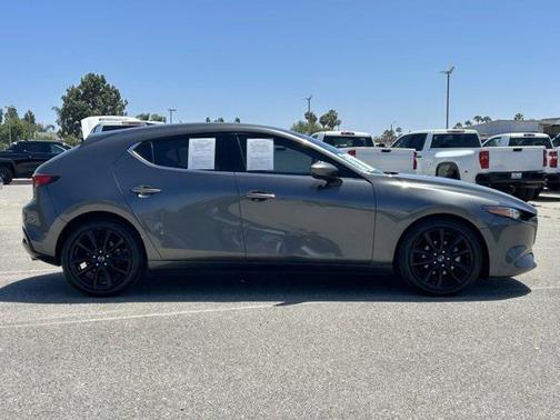 2019 Mazda Mazda3 FWD w/Premium Package
