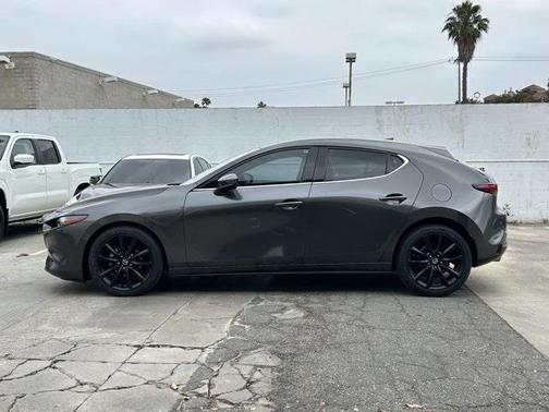 2019 Mazda Mazda3 FWD w/Premium Package