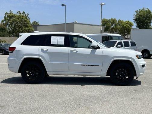 2021 Jeep Grand Cherokee Laredo