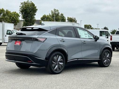 2025 Nissan ARIYA EVOLVE+