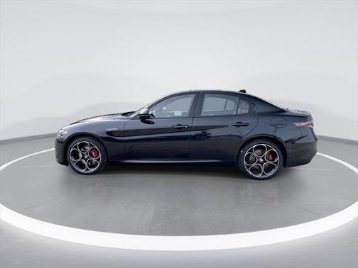 2025 Alfa Romeo Giulia AWD