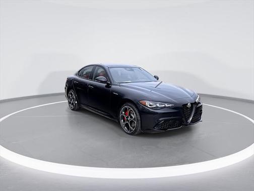2025 Alfa Romeo Giulia AWD