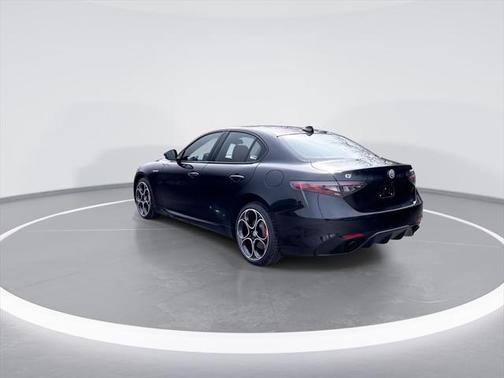 2025 Alfa Romeo Giulia AWD