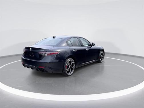 2025 Alfa Romeo Giulia AWD