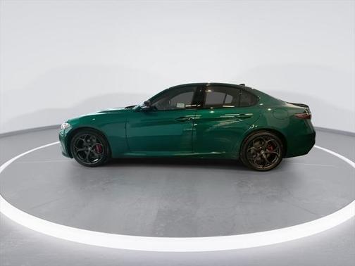 2025 Alfa Romeo Giulia Ti