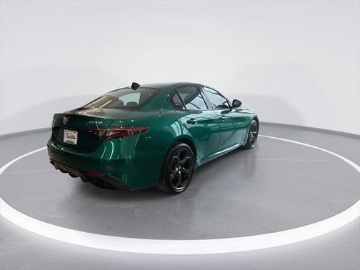 2025 Alfa Romeo Giulia Ti