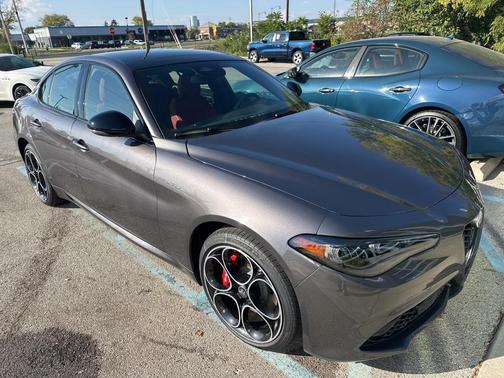 2025 Alfa Romeo Giulia AWD