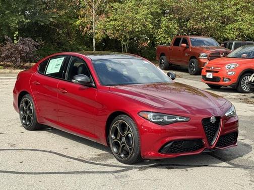 2025 Alfa Romeo Giulia Intensa AWD