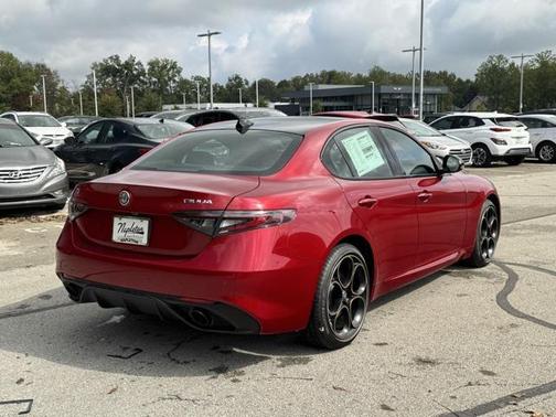 2025 Alfa Romeo Giulia Intensa AWD