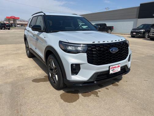 White 2026 Ford Explorer ST-Line