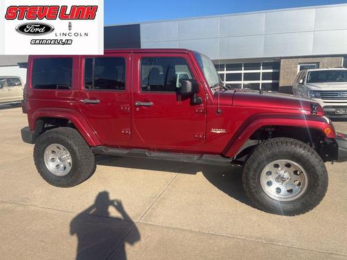Deep Cherry Red Crystal Pearlcoat 2013 Jeep Wrangler Unlimited Sahara