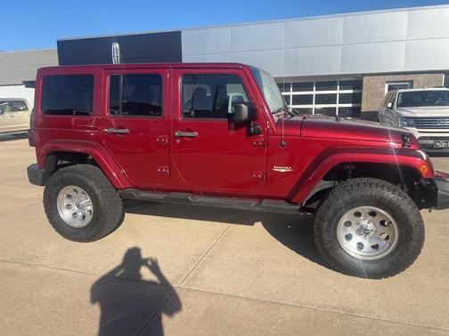 2013 Jeep Wrangler Unlimited Sahara