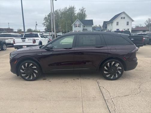 2025 Lincoln Nautilus Reserve