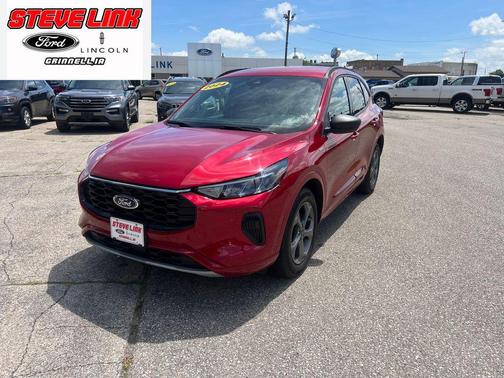 Rapid Red Metallic Tinted Clearcoat 2024 Ford Escape ST-Line