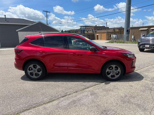 Rapid Red Metallic Tinted Clearcoat 2024 Ford Escape ST-Line