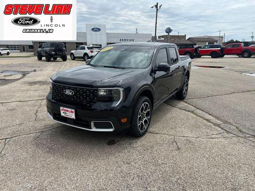 Shadow Black 2025 Ford Maverick Lariat