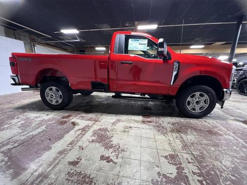 2025 Ford F-350 XLT