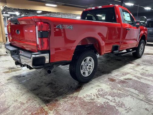2025 Ford F-350 XLT