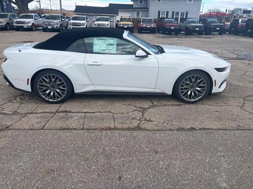 2026 Ford Mustang EcoBoost Premium