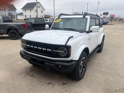 2024 Ford Bronco Outer Banks