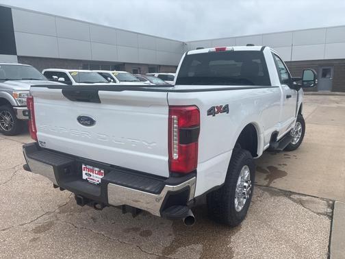 2025 Ford F-250 XLT