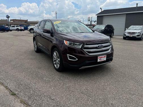Burgundy 2018 Ford Edge Titanium