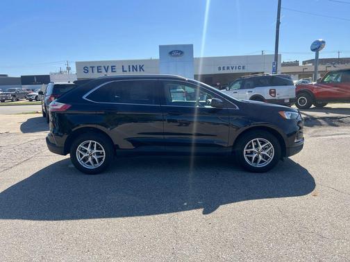 Agate Black Metallic 2024 Ford Edge SEL