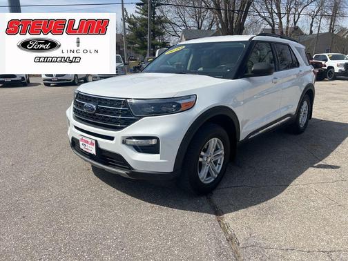 White 2020 Ford Explorer XLT