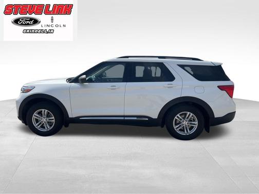 White 2020 Ford Explorer XLT