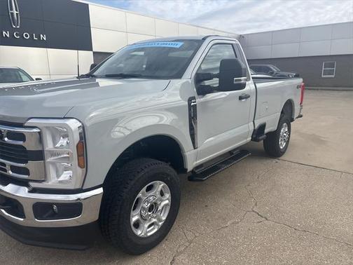 2025 Ford F-250 XLT
