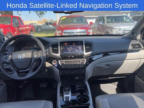 Blue 2016 Honda Pilot Touring