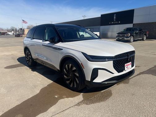 2026 Lincoln Nautilus Reserve