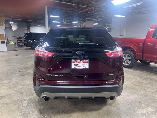 2021 Ford Edge Titanium