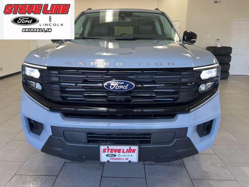 Gray 2026 Ford Expedition Active