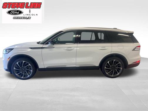 pristine white metallic tri-coat 2026 Lincoln Aviator Reserve AWD