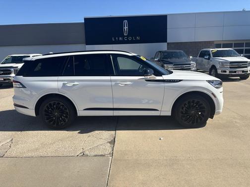 2023 Lincoln Aviator Reserve AWD