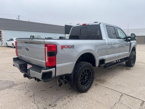 2023 Ford F-350 Lariat