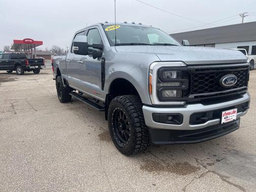 2023 Ford F-350 Lariat