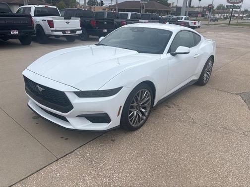2025 Ford Mustang EcoBoost Premium