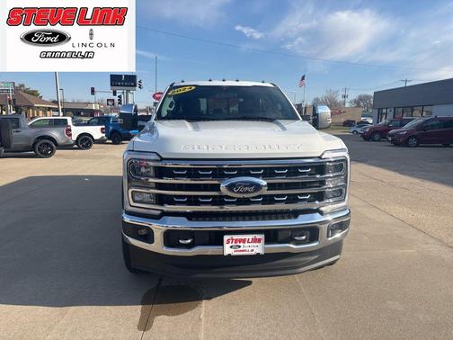 Star White Metallic Tri-Coat 2024 Ford F-350 Lariat