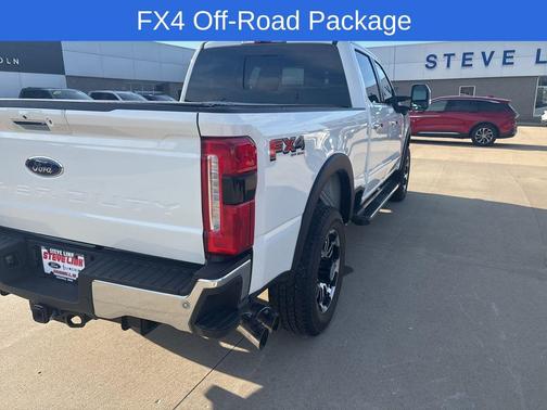 Star White Metallic Tri-Coat 2024 Ford F-350 Lariat