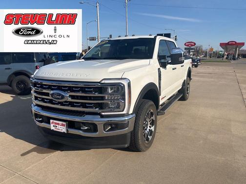 Star White Metallic Tri-Coat 2024 Ford F-350 Lariat
