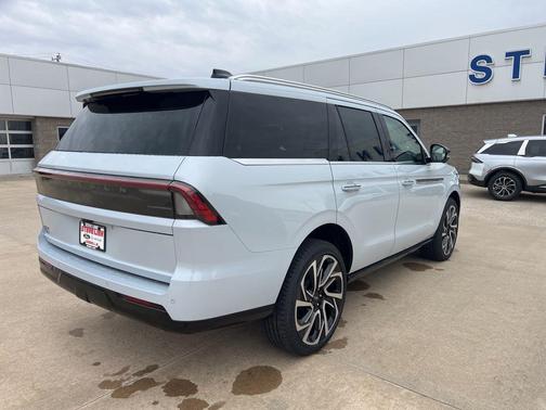 White 2026 Lincoln Navigator Reserve