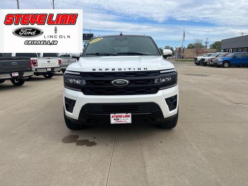 Star White Metallic Tri-Coat 2022 Ford Expedition Max Limited
