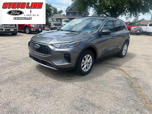 Carbonized Gray Metallic 2024 Ford Escape Active