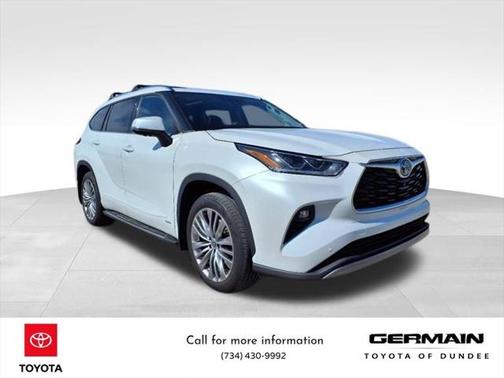 2023 Toyota Highlander Hybrid Platinum