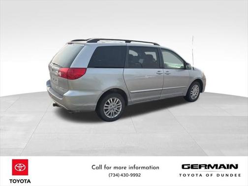 2008 Toyota Sienna XLE