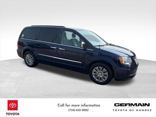 2015 Chrysler Town & Country Touring-L